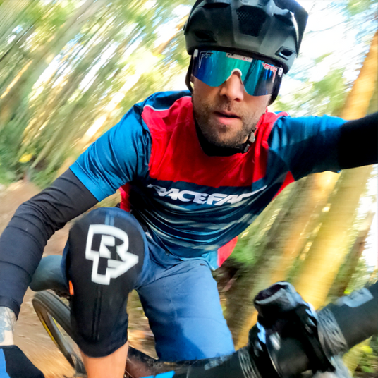 Pit Viper a merika polarizou os anos 2000 4XB4L129