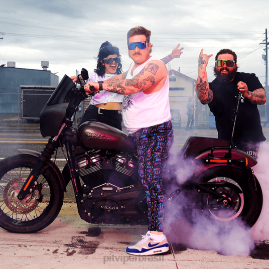 Pit Viper os intimidadores da paz 4XB4L57